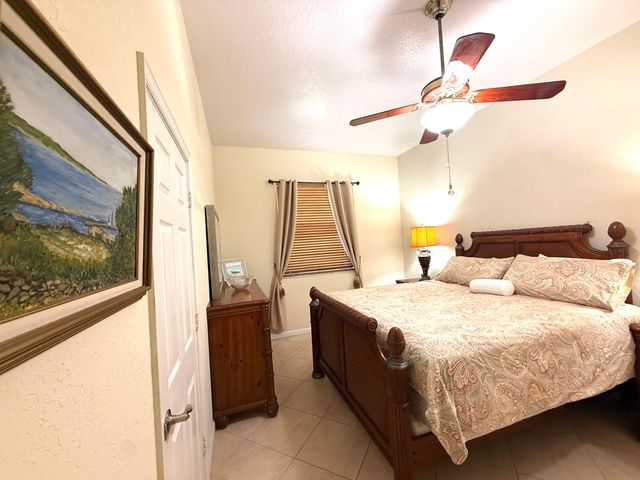 13964 N 69th St Street N, The Acreage, FL 33412