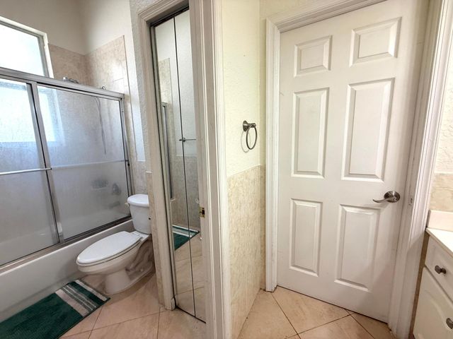 13964 N 69th St Street N, The Acreage, FL 33412