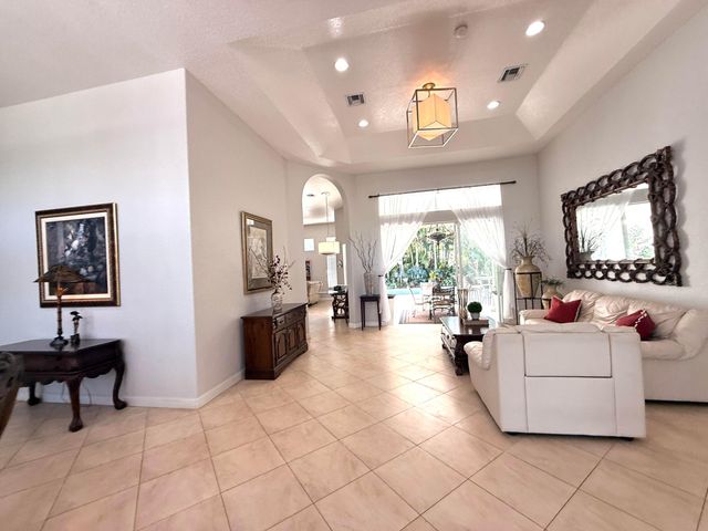 13964 N 69th St Street N, The Acreage, FL 33412