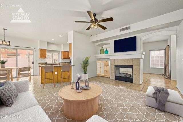 856 S PLEASANT Drive, Chandler, AZ 85225