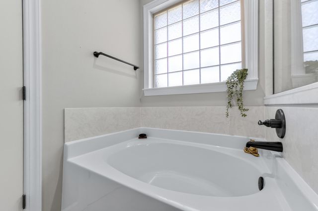 6022 Hidden Valley Road, Crestview, FL 32539