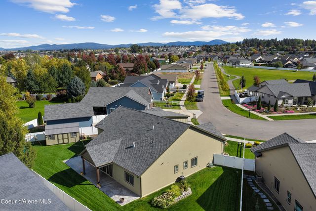 1402 W Wayward CIR, Post Falls, ID 83854