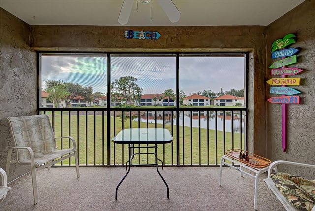 524 PINE HOLLOW CIRCLE 524, Englewood, FL 34223