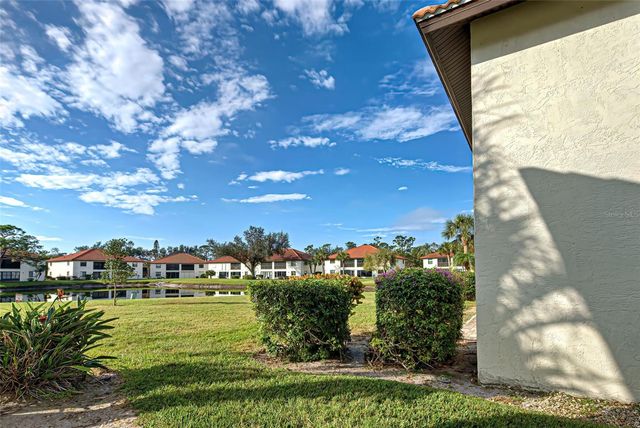 524 PINE HOLLOW CIRCLE 524, Englewood, FL 34223
