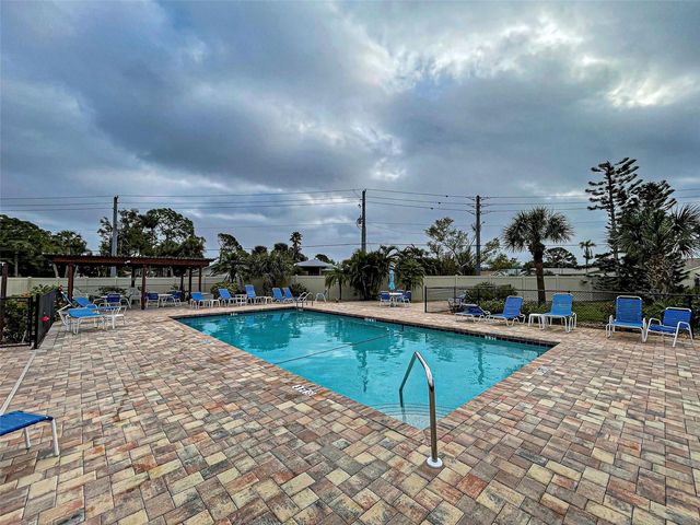 524 PINE HOLLOW CIRCLE 524, Englewood, FL 34223