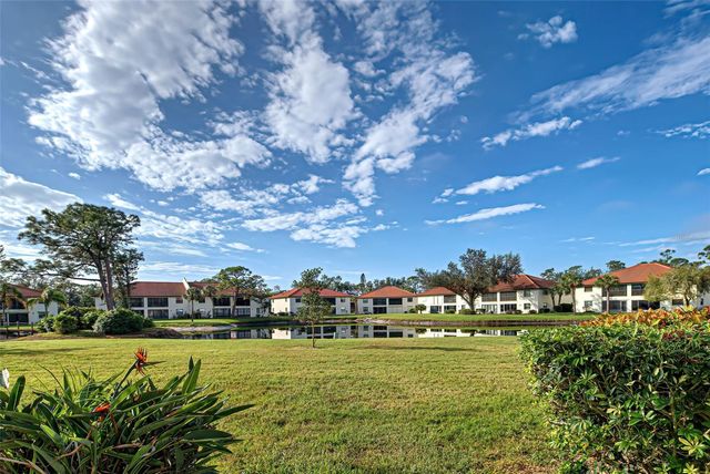 524 PINE HOLLOW CIRCLE 524, Englewood, FL 34223