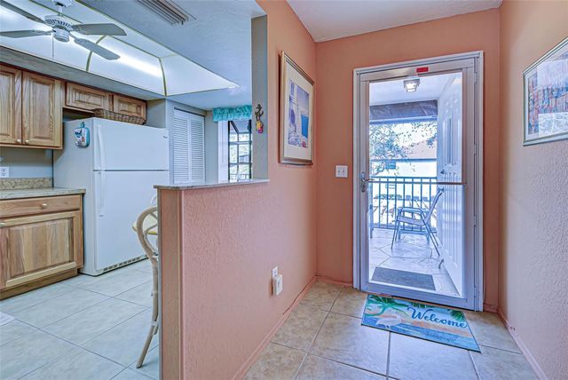 524 PINE HOLLOW CIRCLE 524, Englewood, FL 34223