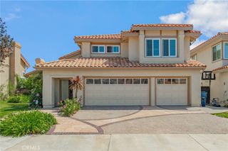 9042 Santiago Dr, Huntington Beach, CA 92646