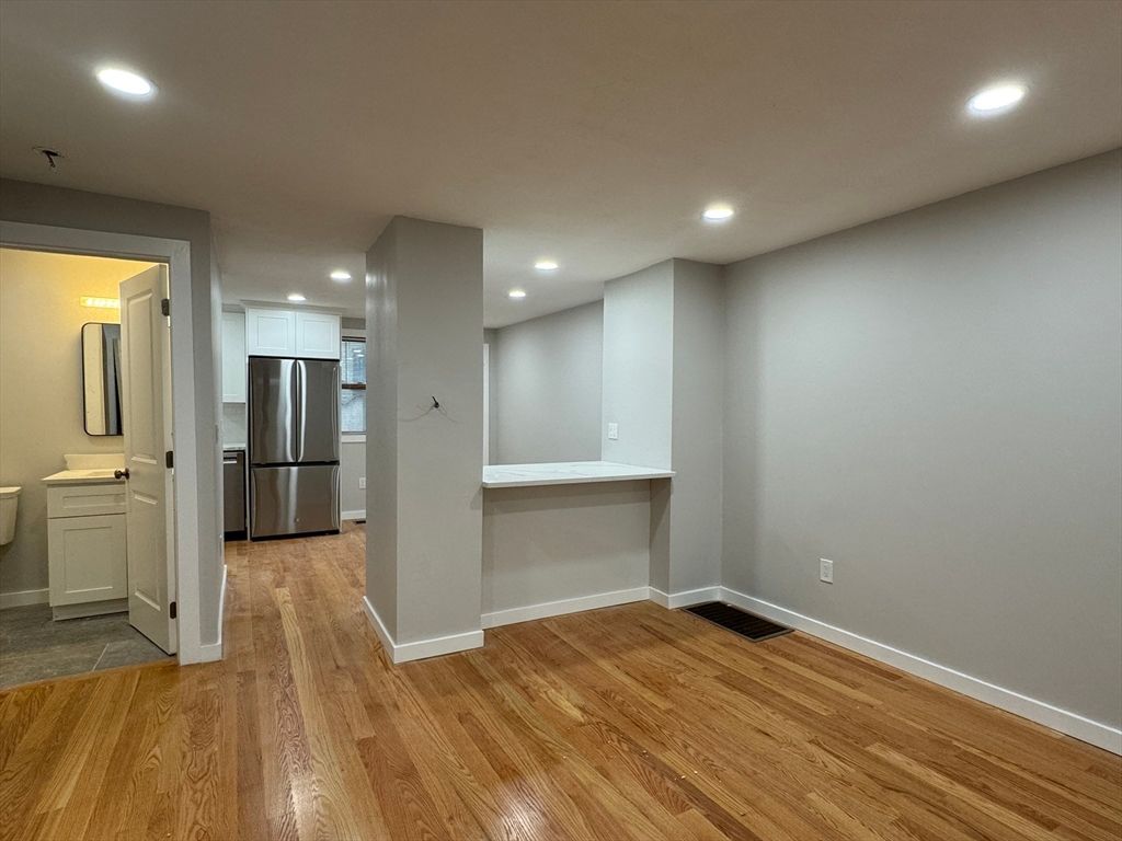41 Ashford St 41, Boston, MA 02134