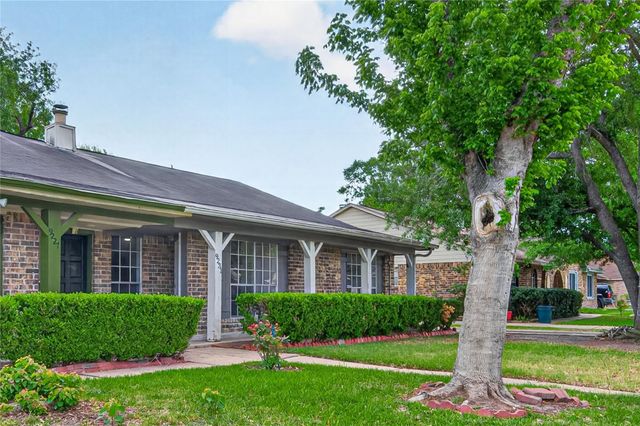 9231 Baronsmede Drive, Houston, TX 77083