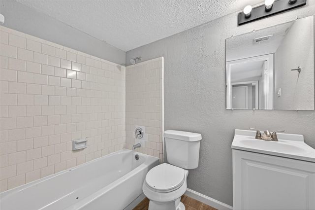 9231 Baronsmede Drive, Houston, TX 77083