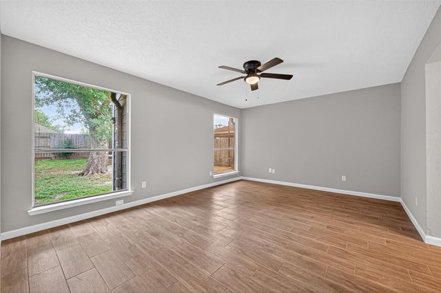 9231 Baronsmede Drive, Houston, TX 77083