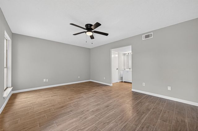 9231 Baronsmede Drive, Houston, TX 77083