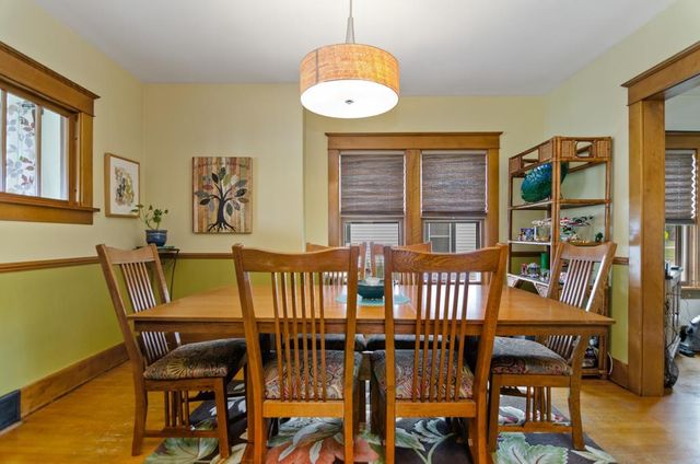113 E BEACON AVENUE, New London, WI 54961