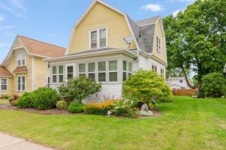 113 E BEACON AVENUE, New London, WI 54961