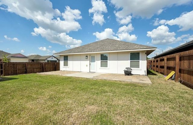 11652 SW 12th Street, Yukon, OK 73099