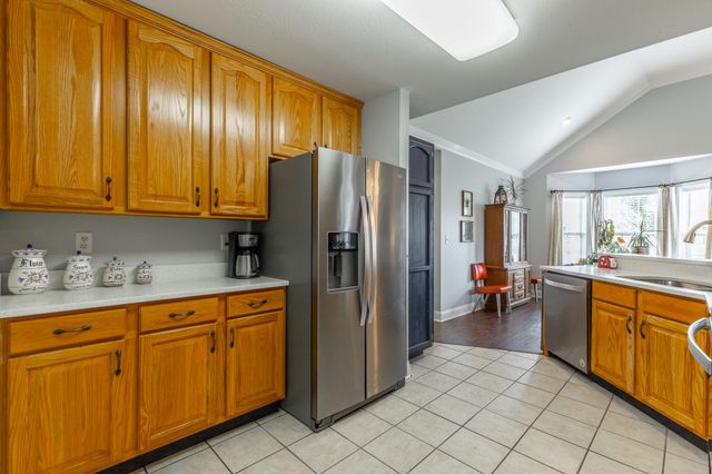 215 Briarstone Drive, Rossville, GA 30741