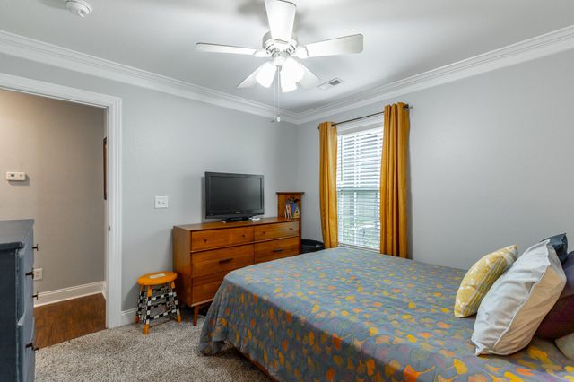 215 Briarstone Drive, Rossville, GA 30741