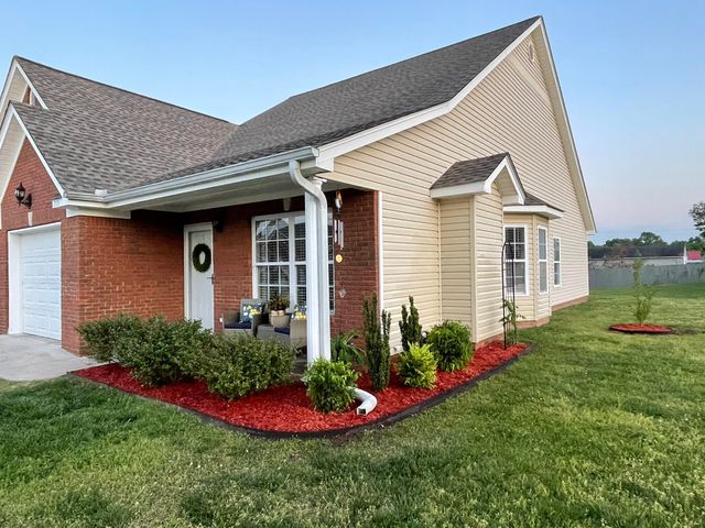 215 Briarstone Drive, Rossville, GA 30741