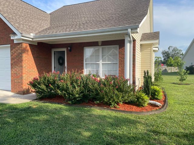 215 Briarstone Drive, Rossville, GA 30741