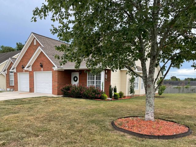 215 Briarstone Drive, Rossville, GA 30741
