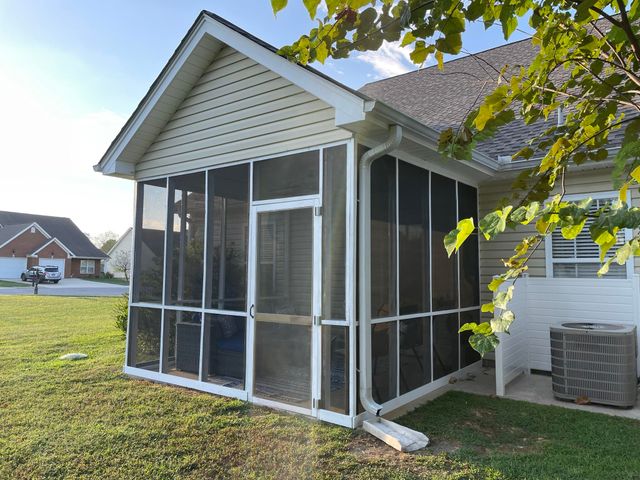 215 Briarstone Drive, Rossville, GA 30741