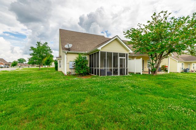 215 Briarstone Drive, Rossville, GA 30741