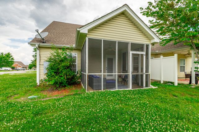 215 Briarstone Drive, Rossville, GA 30741