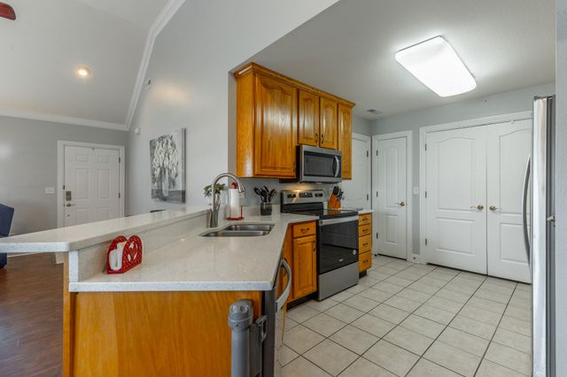 215 Briarstone Drive, Rossville, GA 30741