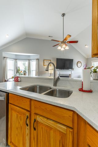 215 Briarstone Drive, Rossville, GA 30741