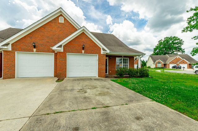 215 Briarstone Drive, Rossville, GA 30741