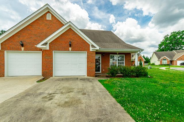 215 Briarstone Drive, Rossville, GA 30741