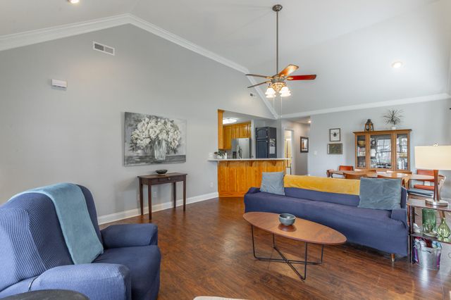 215 Briarstone Drive, Rossville, GA 30741