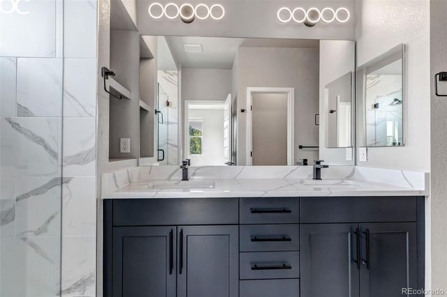 4083 S Teller Street, Lakewood, CO 80235