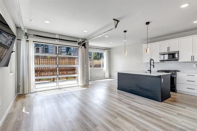 4083 S Teller Street, Lakewood, CO 80235