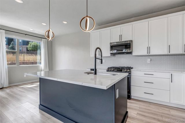 4083 S Teller Street, Lakewood, CO 80235