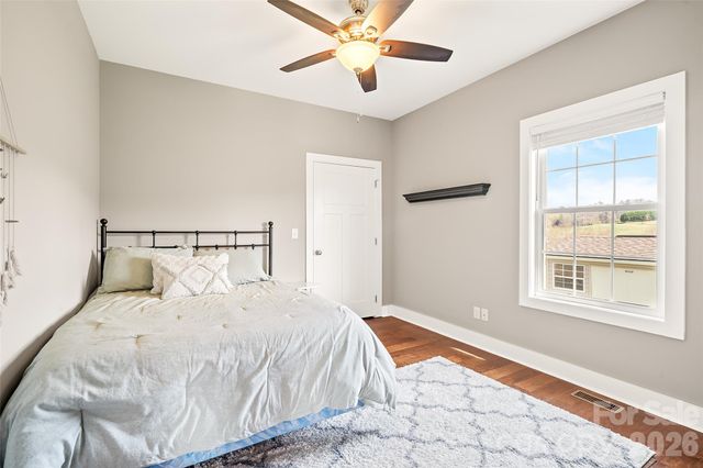 223 River Breeze Lane, Etowah, NC 28729