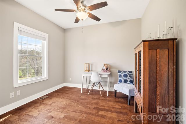 223 River Breeze Lane, Etowah, NC 28729