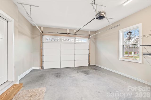 223 River Breeze Lane, Etowah, NC 28729