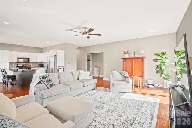 223 River Breeze Lane, Etowah, NC 28729