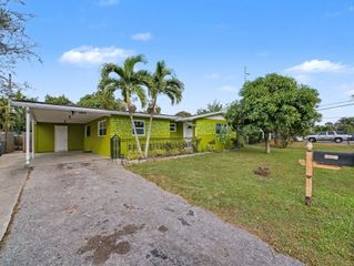 5043 Marcia Place, West Palm Beach, FL 33407