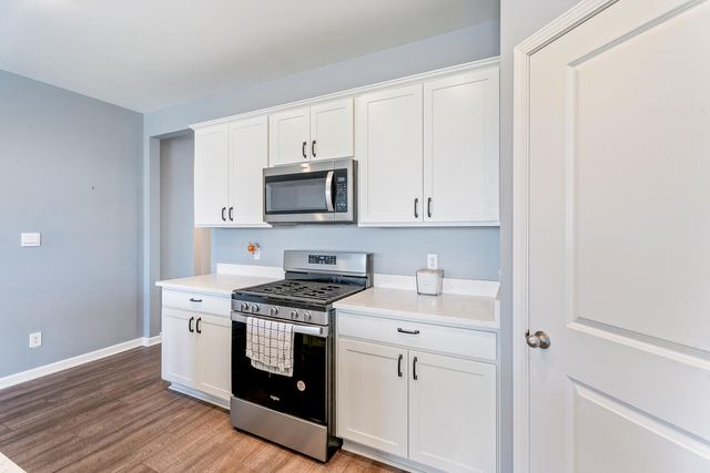 10414 Whitney Place, Crown Point, IN 46307