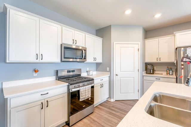 10414 Whitney Place, Crown Point, IN 46307