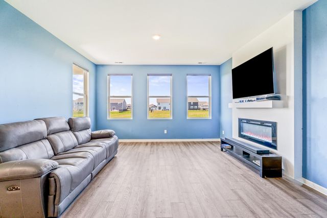 10414 Whitney Place, Crown Point, IN 46307