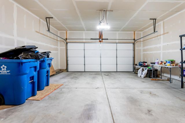 10414 Whitney Place, Crown Point, IN 46307