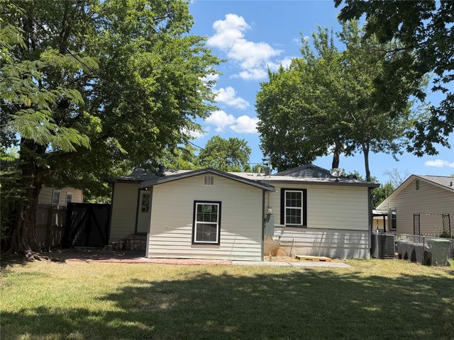 231 Elm Street, Hurst, TX 76053