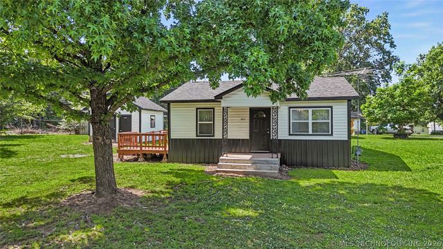 202 Radcliff Street, Locust Grove, OK 74352