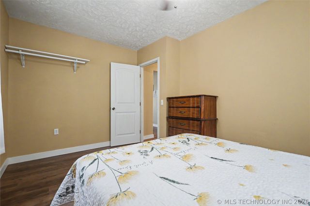 202 Radcliff Street, Locust Grove, OK 74352