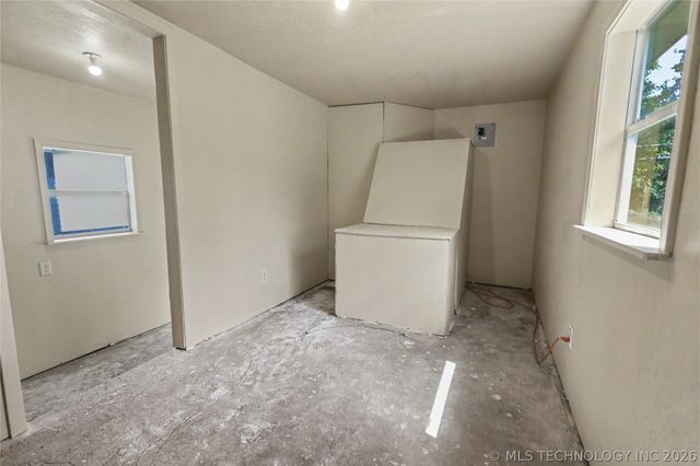 202 Radcliff Street, Locust Grove, OK 74352