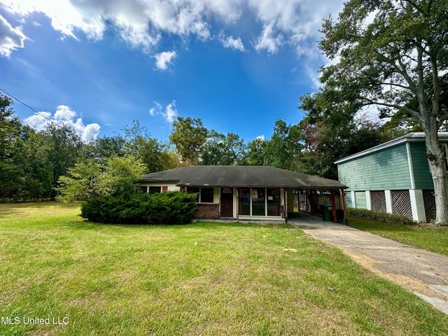 2312 Seneca Avenue, Pascagoula, MS 39567